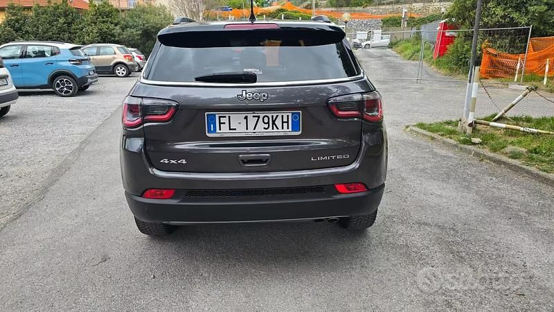 Usata Jeep Compass Opening Edition 140 CV (102 kW) 2017 Grigio SUV