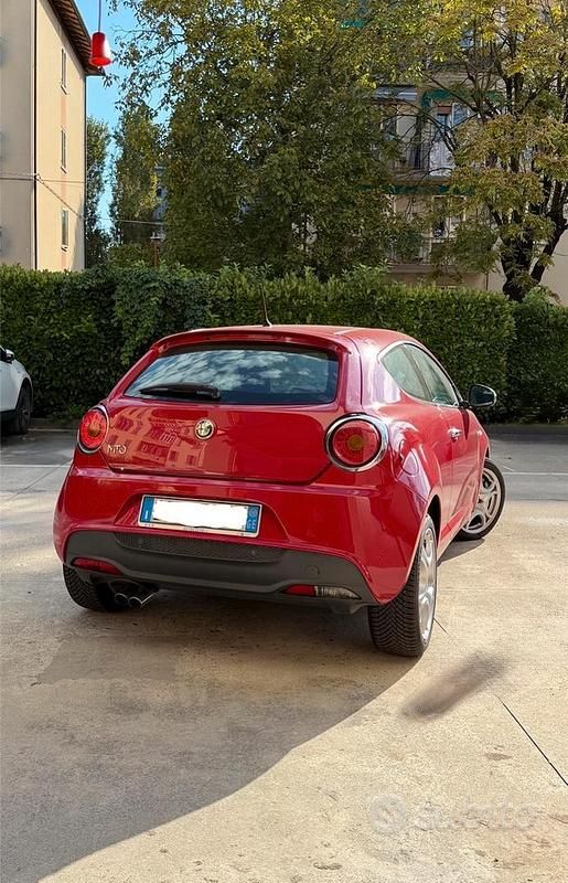 Usata Alfa Romeo MiTo 155 CV (114 kW) 2009 Rosso Utilitaria