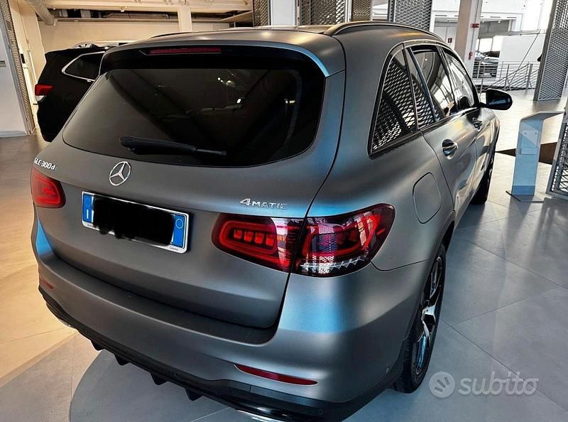 Usata Mercedes GLC300 Premium 245 CV (180 kW) 2020 Grigio SUV
