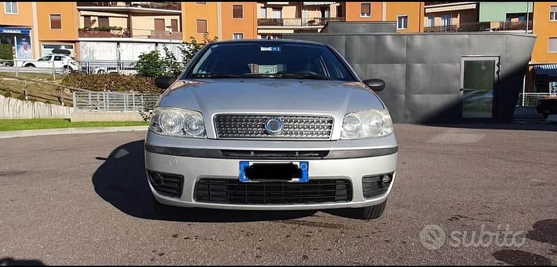 Usata Fiat Punto 2008 Grigio Berlina