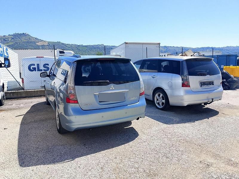 Usata Mitsubishi Grandis 136 CV (100 kW) 2010 Grigio Monovolume