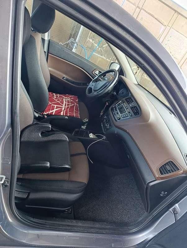 Usata Hyundai i20 Active 75 CV (55 kW) 2015 Utilitaria