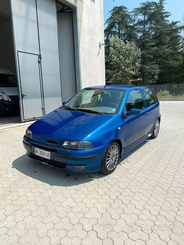 Usata Fiat Punto 131 CV (96 kW) 1996 Berlina