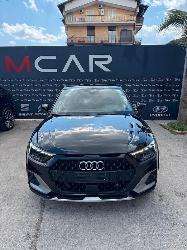 Usata Audi A1 110 CV (80 kW) 2021 Nero SUV