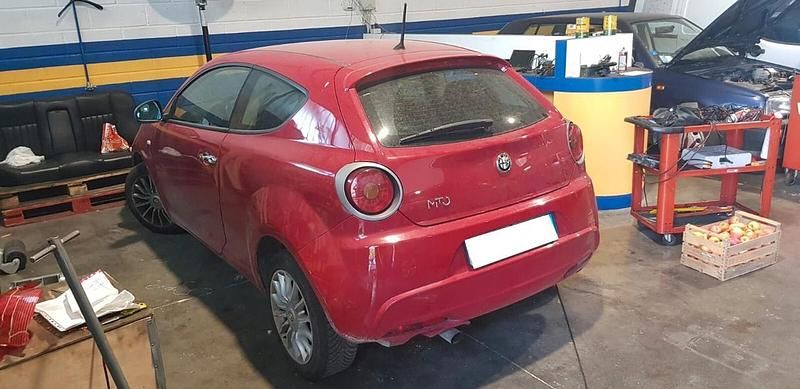 Usata Alfa Romeo MiTo Progression 85 CV (62 kW) 2015 Rosso Utilitaria