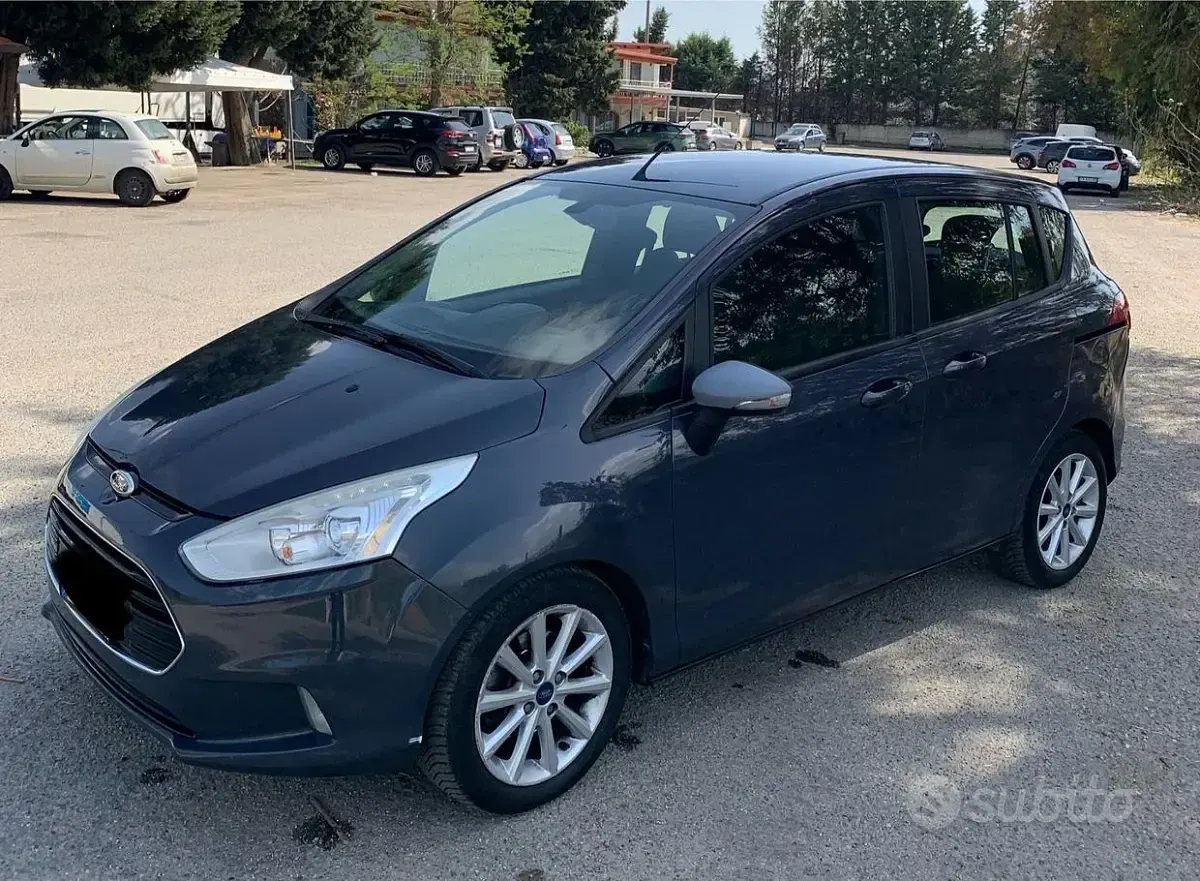 Usata Ford B-MAX Titanium 95 CV (69 kW) 2013 Blu Monovolume