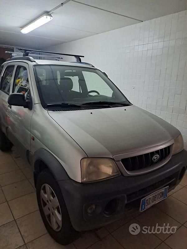 Usata Daihatsu Terios 2004 Grigio SUV