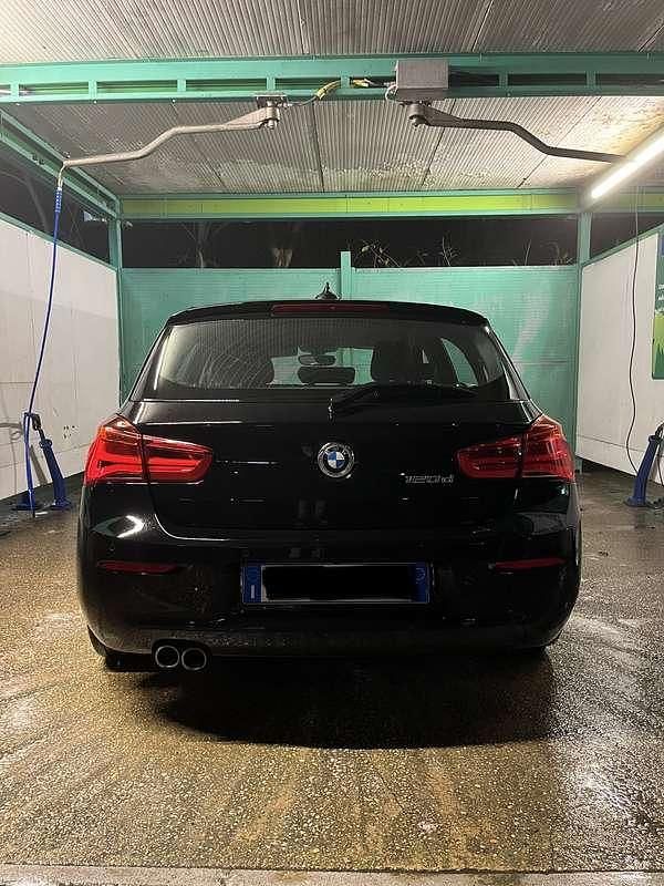 Usata BMW 120 Sport Line 190 CV (139 kW) 2018 Utilitaria