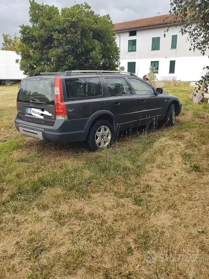 Usata Volvo XC70 163 CV (119 kW) 2004 Station wagon