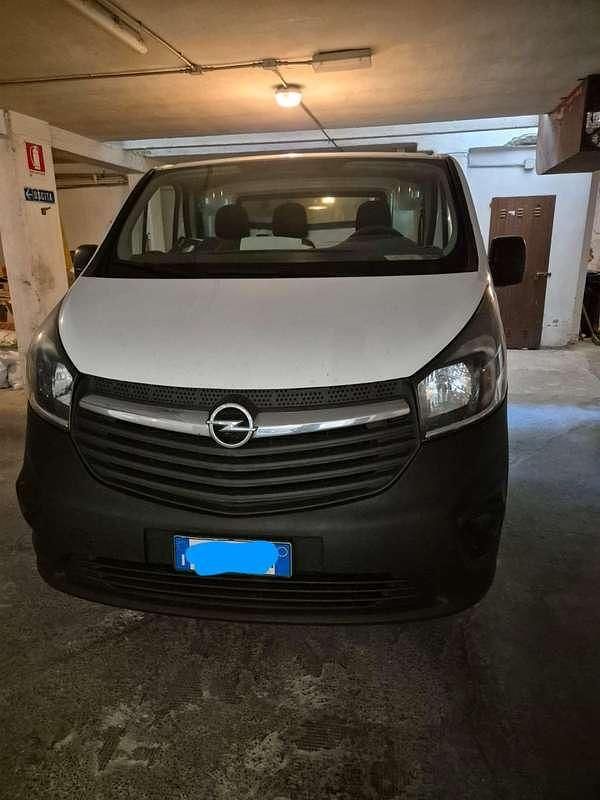 Bianco Usata 2018 Opel Vivaro Monovolume | 9500 € (Buon prezzo) - Immagine 1/4