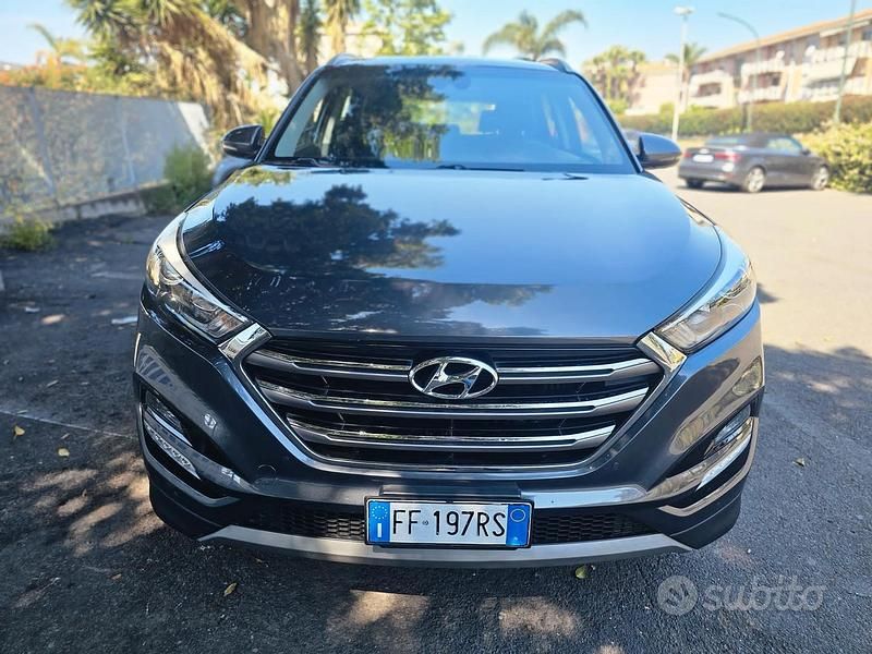 Usata Hyundai Tucson Xpossible 116 CV (85 kW) 2016 Grigio SUV
