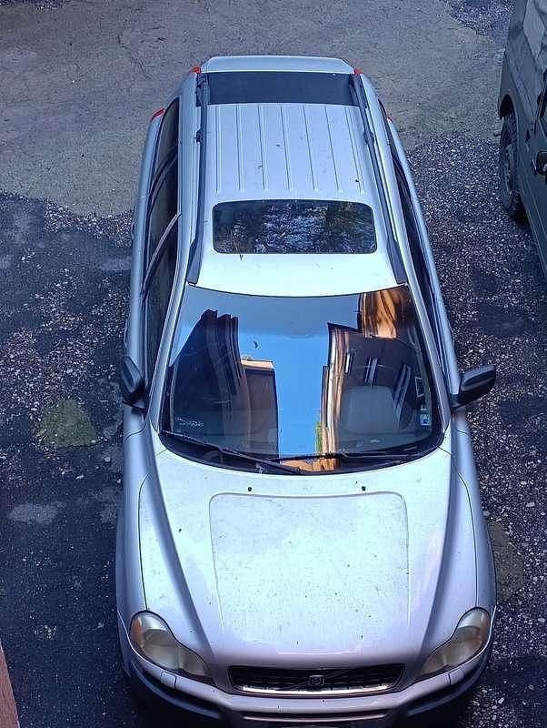 Usata Volvo XC90 209 CV (153 kW) 2004 Argento SUV