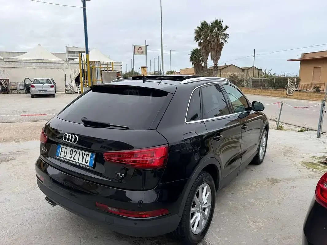 Usata Audi Q3 Design 120 CV (88 kW) 2016 Nero SUV