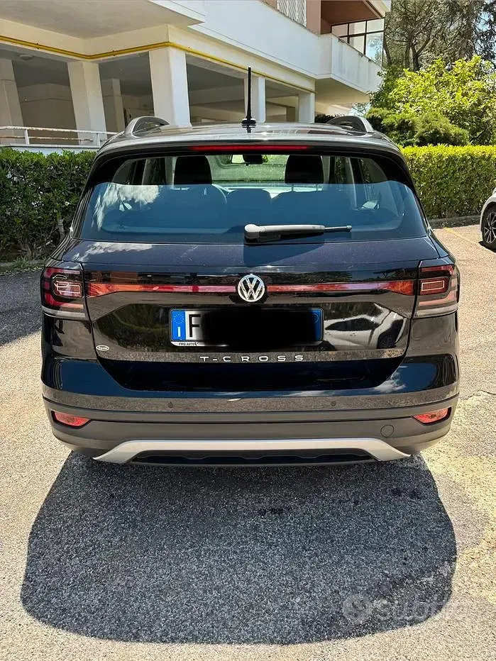 Usata VW T-Cross Style 115 CV (84 kW) 2019 Nero SUV