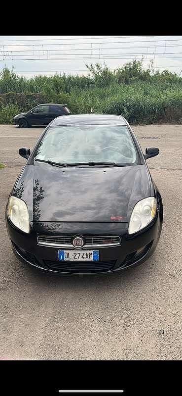 Nero Usata 2007 Fiat Bravo Sport Due volumi | 5000 € (Cara) - Immagine 1/4