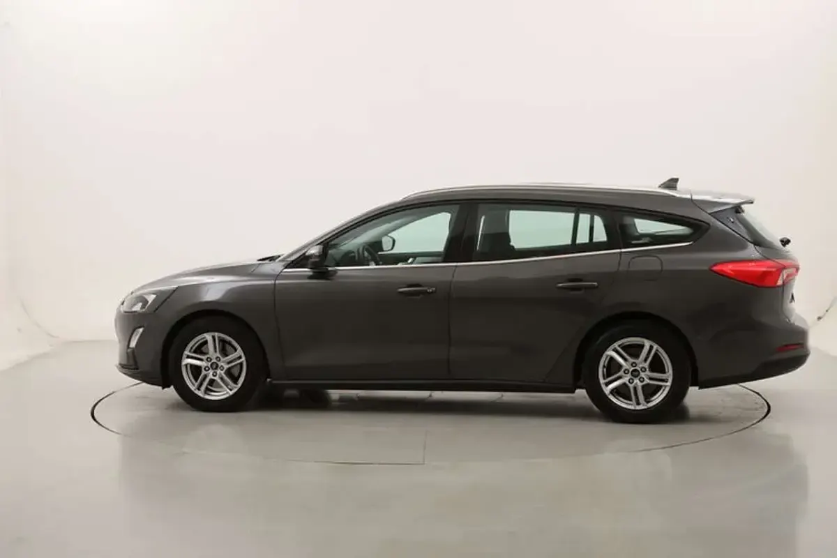 Usata Ford Focus Business Edition 120 CV (88 kW) 2021 Grigio Station wagon