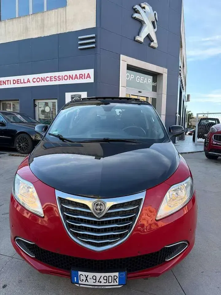 Usata Lancia Ypsilon S 86 CV (63 kW) 2013 Rosso Utilitaria