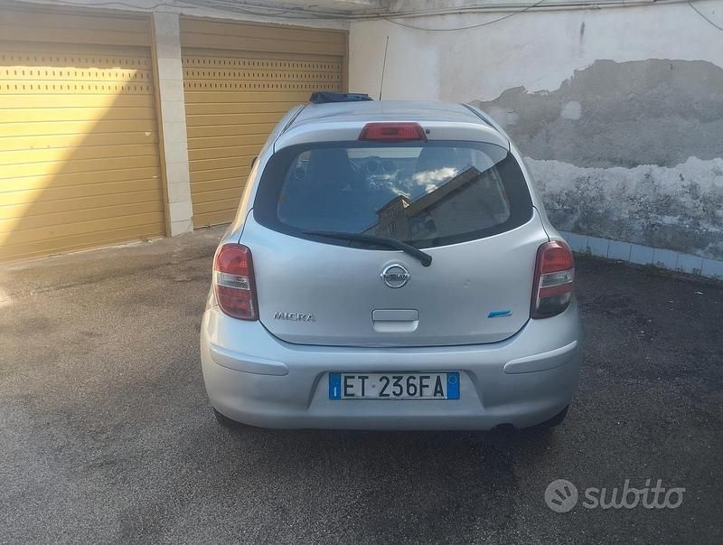 Usata Nissan Micra 80 CV (58 kW) 2013 Grigio Berlina