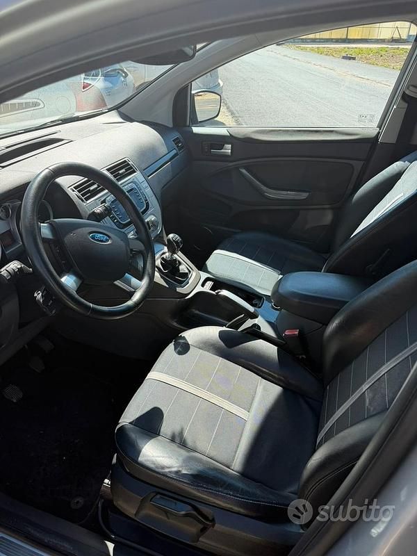 Usata Ford Kuga Titanium 136 CV (100 kW) 2008 Grigio SUV