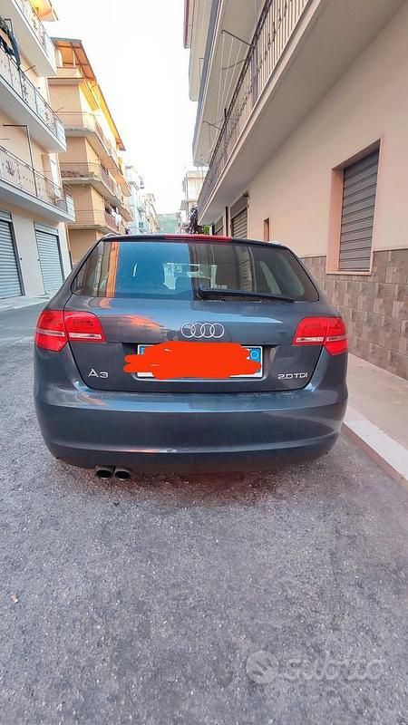 Usata Audi A3 140 CV (102 kW) 2010 Blu Utilitaria