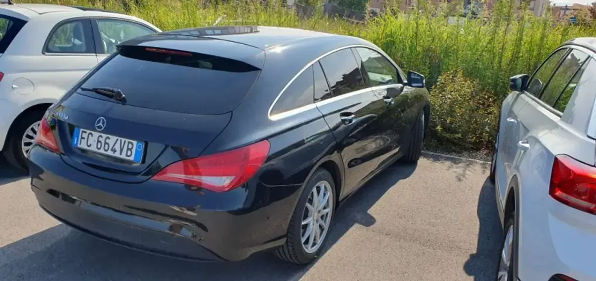 Usata Mercedes CLA180 Business 109 CV (80 kW) 2016 Nero Coupé