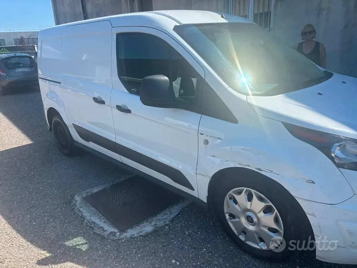 Usata Ford Transit Connect 101 CV (74 kW) 2018 Bianco Monovolume