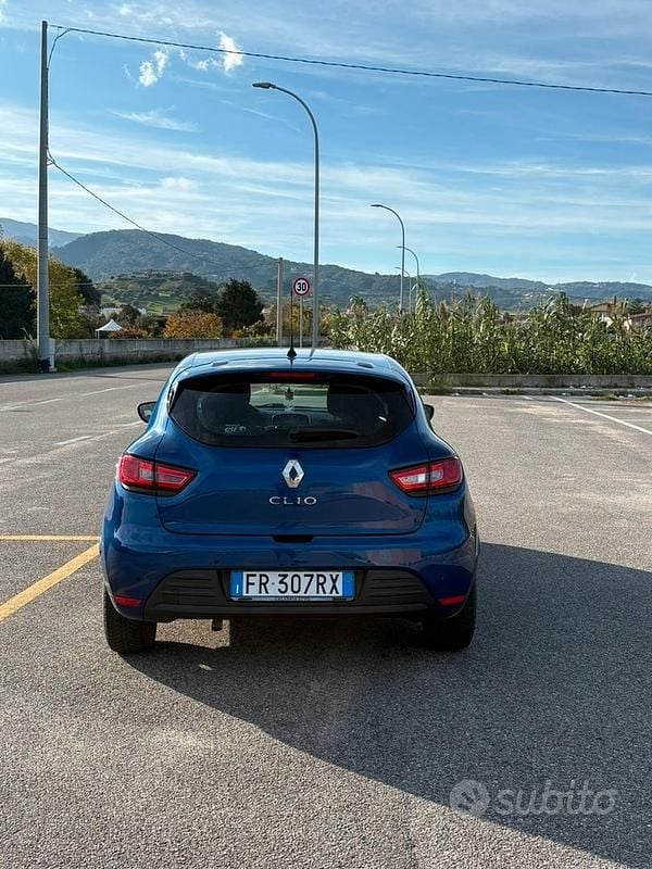 Usata Renault Clio IV 90 CV (66 kW) 2018 Blu Berlina