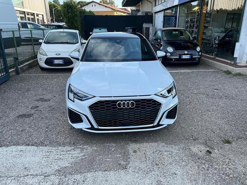 Usata Audi A3 S-Line 150 CV (110 kW) 2024 Bianco Berlina