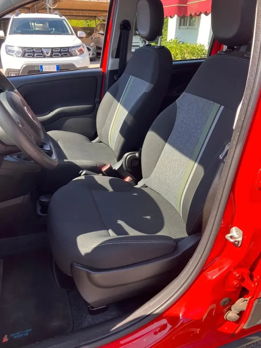 Usata Fiat Panda Cross Cross 70 CV (51 kW) 2020 Rosso Utilitaria
