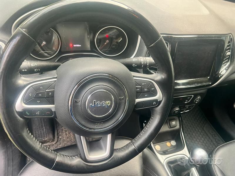 Usata Jeep Compass Night Eagle 140 CV (102 kW) 2019 Marrone SUV