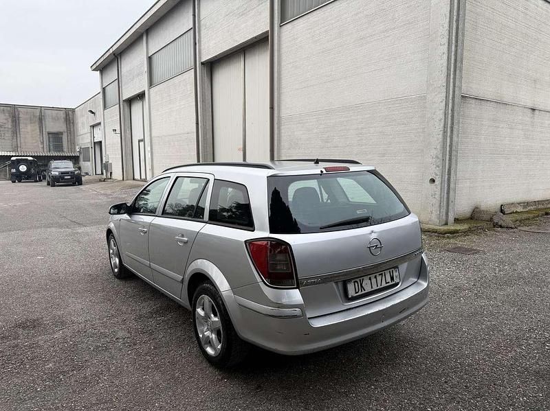 Usata Opel Astra Cosmo 101 CV (74 kW) 2007 Other Station wagon