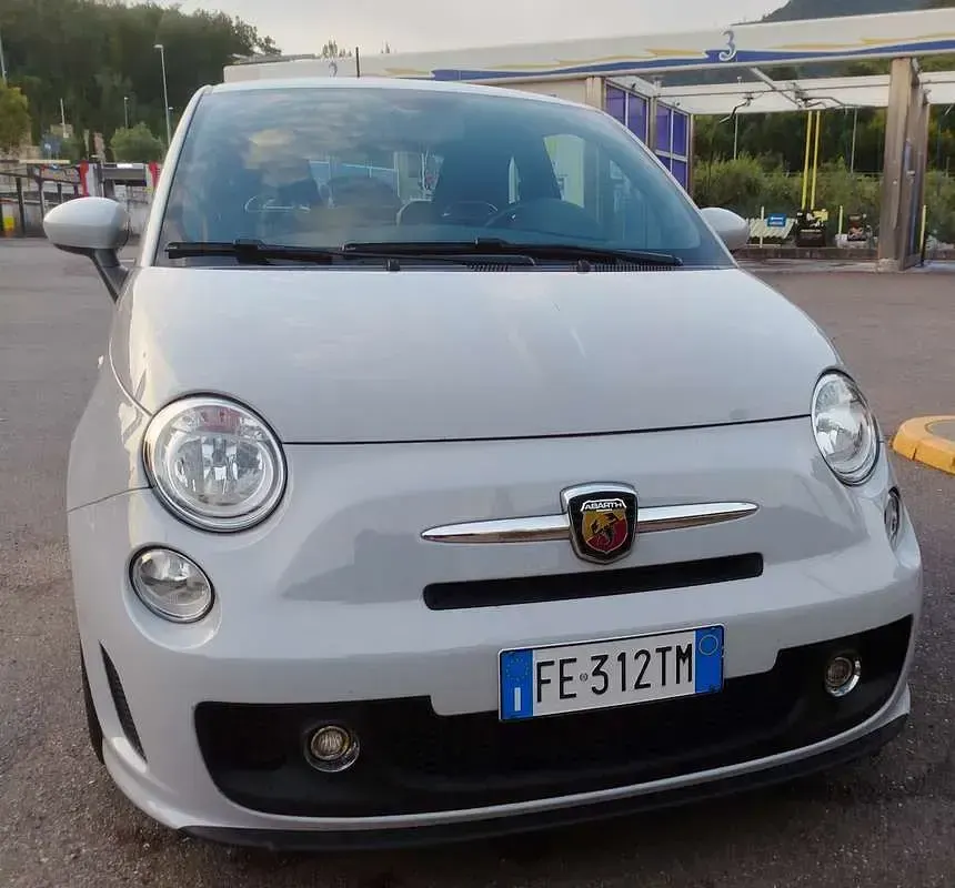 Usata Abarth 595 140 CV (102 kW) 2016 Utilitaria
