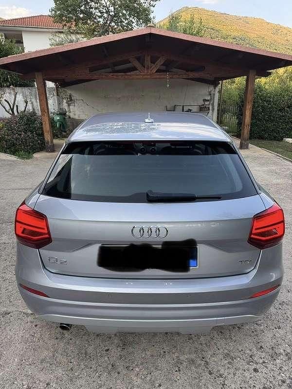 Usata Audi Q2 Sport 116 CV (85 kW) 2018 Argento SUV