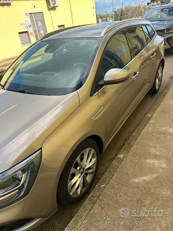 Usata Renault Mégane IV 110 CV (80 kW) 2017 Station wagon