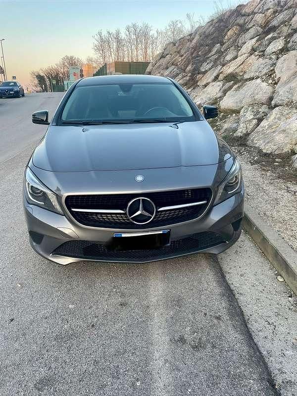 Usata 2016 Mercedes CLA200 Shooting Brake Station wagon | 13.000 € (Buon prezzo) - Immagine 1/4