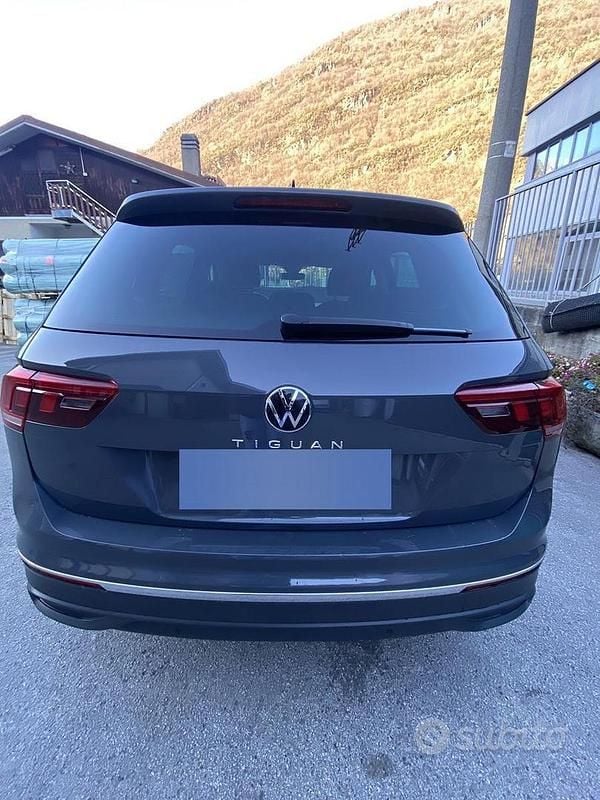 Brugt VW Tiguan 131 HK (96 kW) 2022 Grå SUV