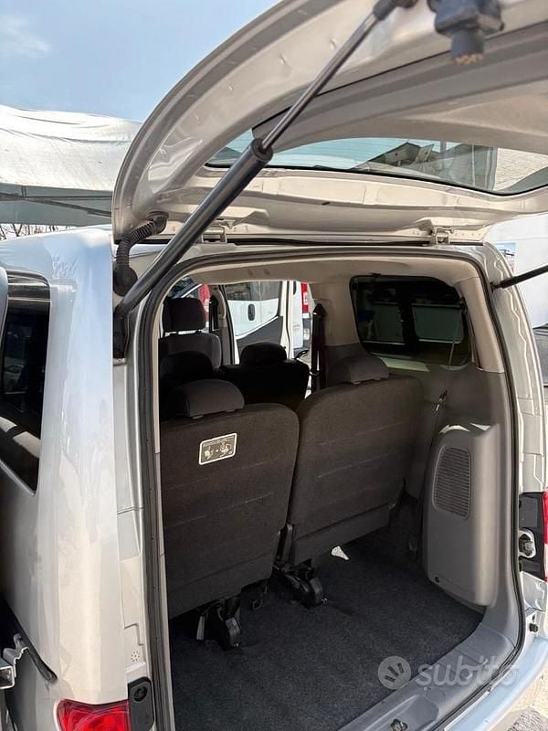 Usata Nissan Evalia 110 CV (80 kW) 2015 Grigio Monovolume