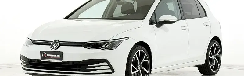 Usata VW Golf VIII Life 131 CV (96 kW) 2022 Utilitaria