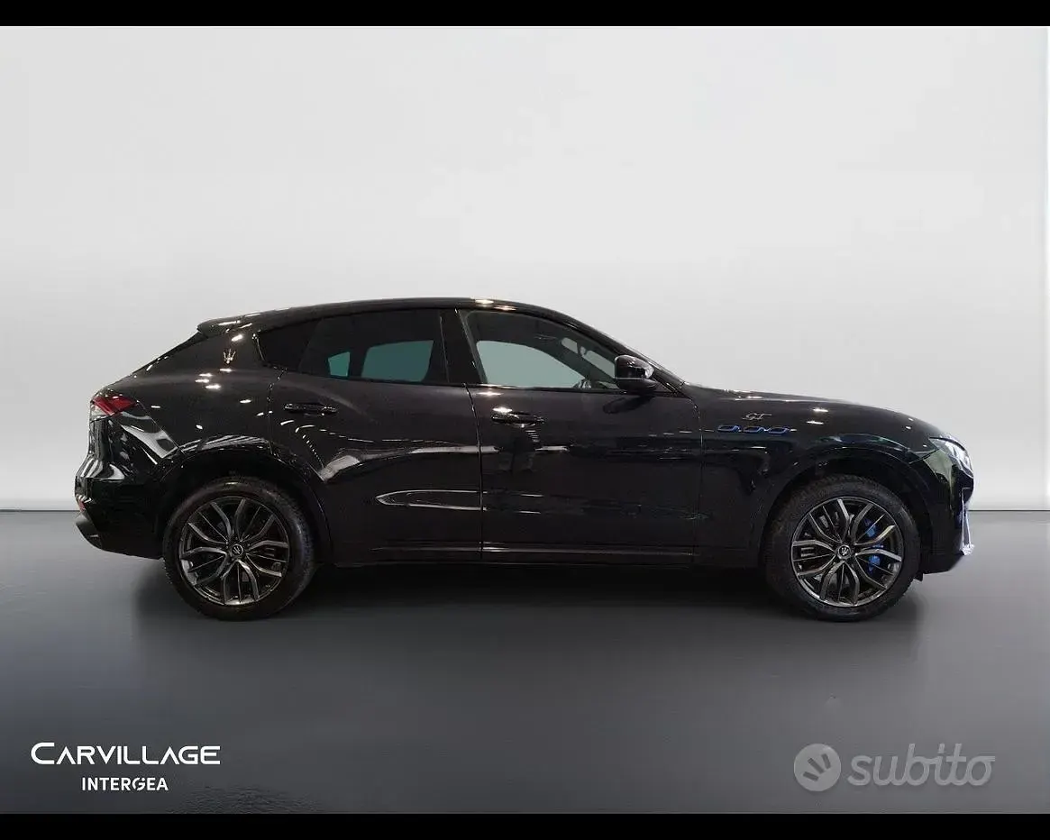 Usata Maserati Levante GT 330 CV (242 kW) 2022 Nero SUV