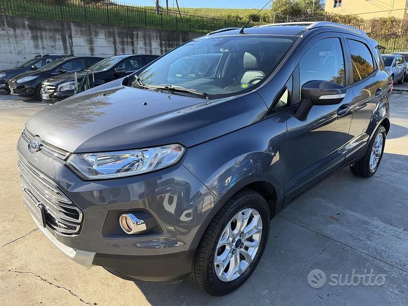 Usata Ford Ecosport Titanium 95 CV (69 kW) 2017 Grigio SUV