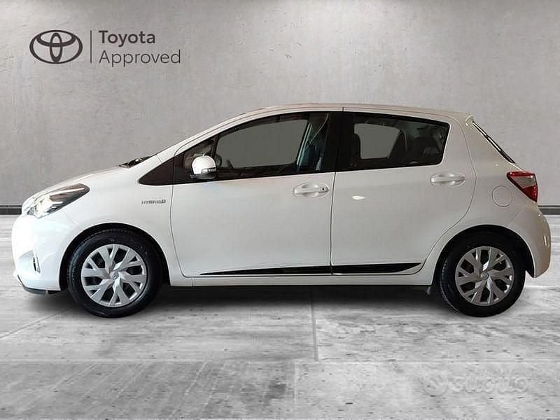 Usata Toyota Yaris Hybrid Active 2018 Bianco Berlina