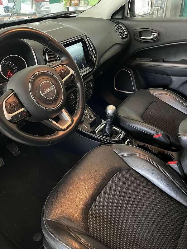 Usata Jeep Compass Limited 140 CV (102 kW) 2018 Nero met. SUV