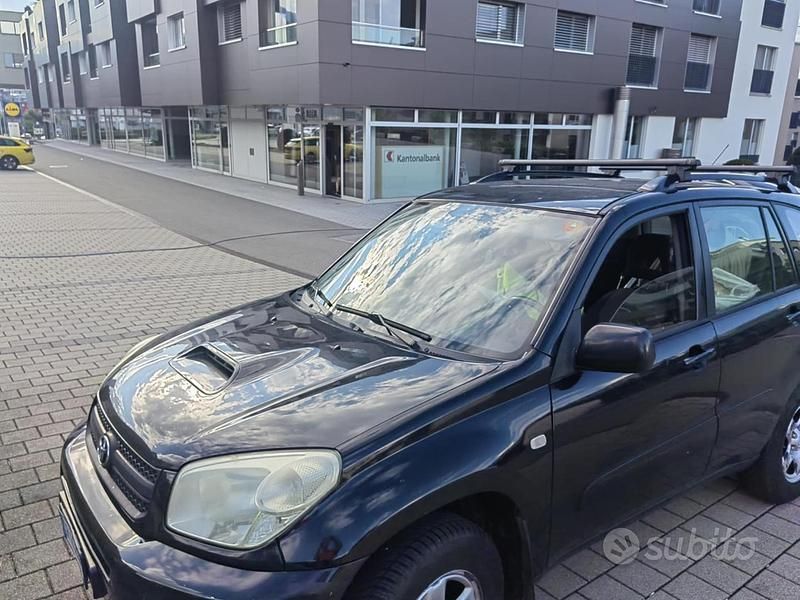 Usado Toyota RAV4 128 CV (94 kW) 2004 Familiar