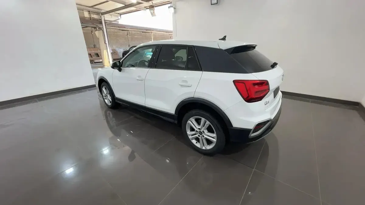Usata Audi Q2 Advanced Plus 150 CV (110 kW) 2022 Bianco SUV