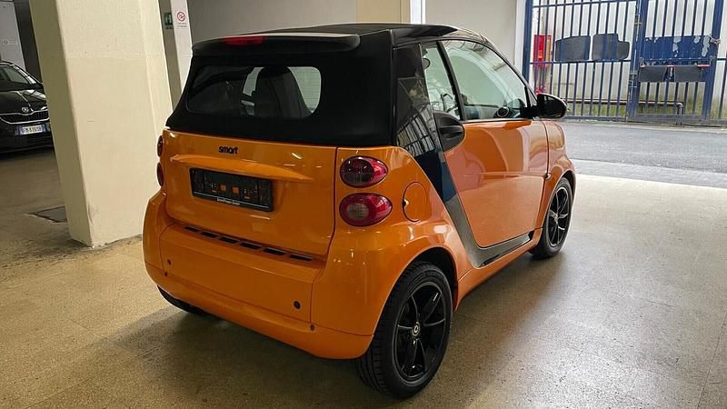 Usata Smart ForTwo Cabrio Passion 84 CV (61 kW) 2011 Arancione Cabrio
