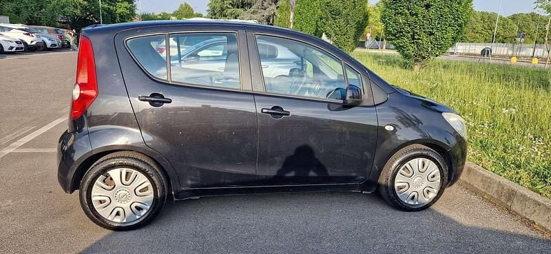 Usata Opel Agila Enjoy 65 CV (47 kW) 2009 Utilitaria