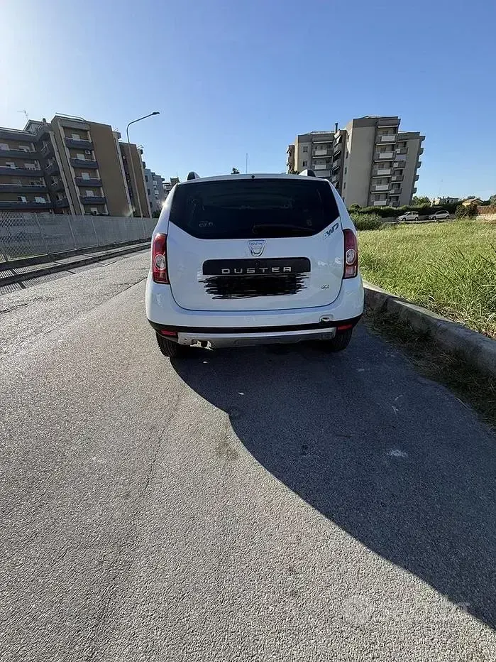 Usata Dacia Duster 2011 Bianco SUV