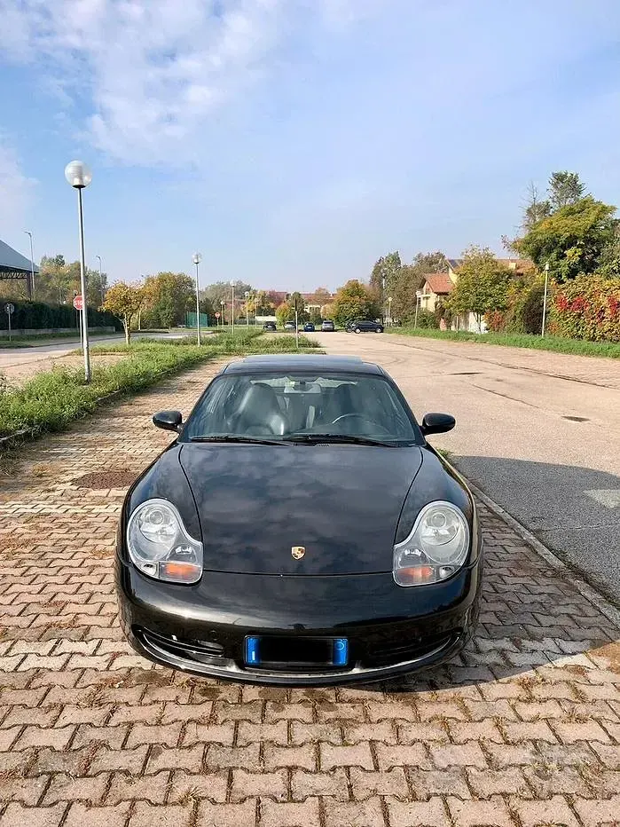 Usata Porsche 911 Carrera 4 300 CV (220 kW) 1999 Coupé