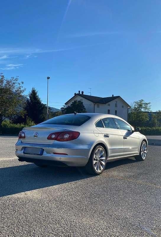 Usata VW Passat 140 CV (102 kW) 2009 Argento Coupé