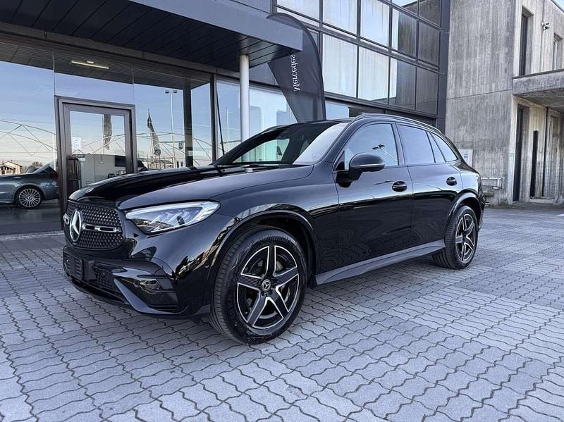 Usata Mercedes GLC300e Advanced Plus 269 CV (197 kW) 2025 040 nero Coupé